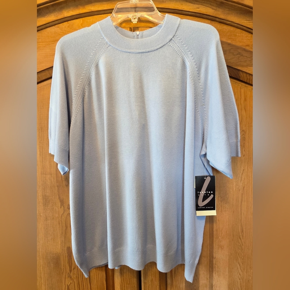 Hampshire Studio Woman Lightweight Sweater Luxelon Light Blue Plus Size 1X NEW
